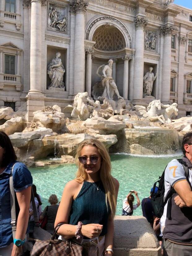 Lea skal være 6 måneder i Roma
