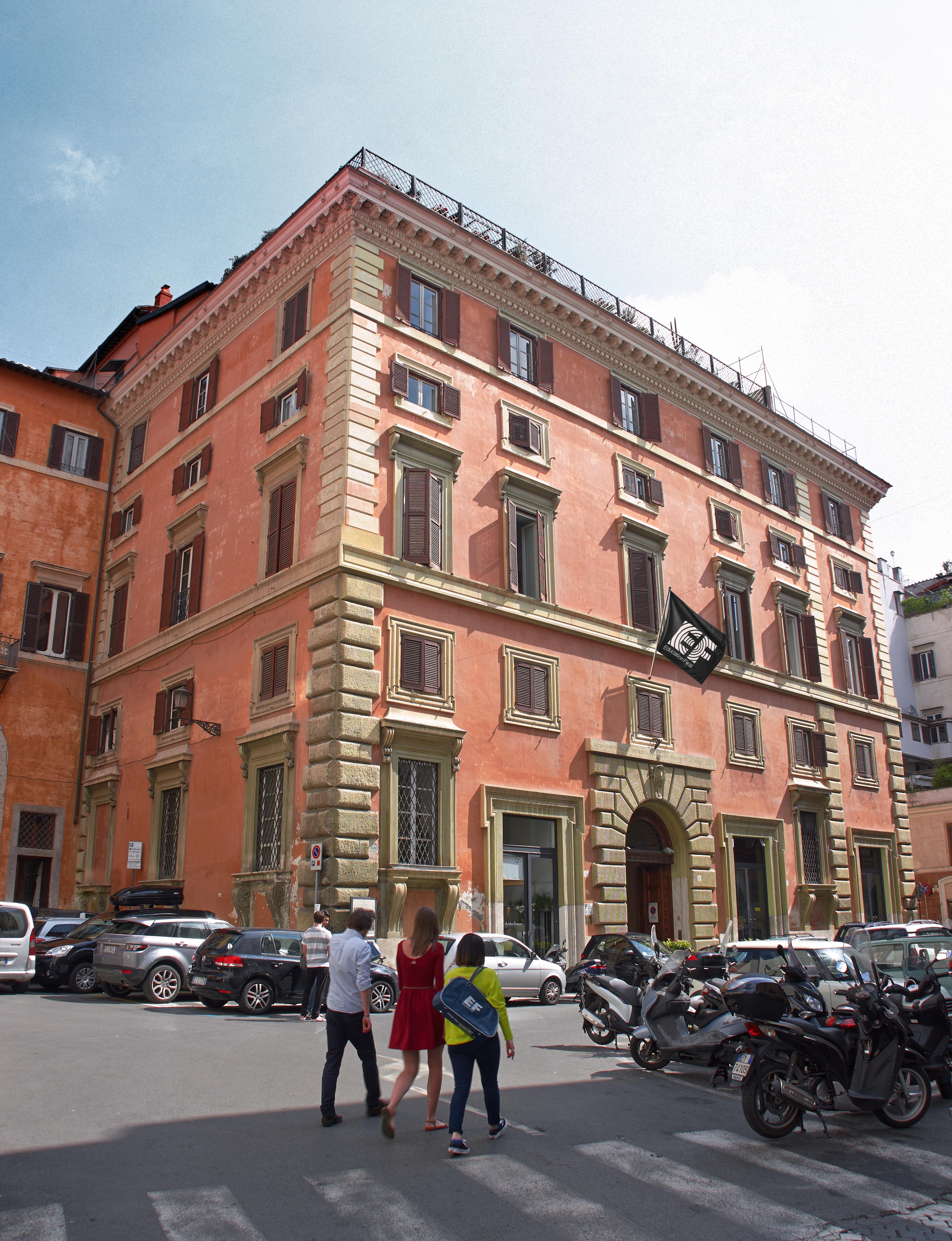 campus-gallery