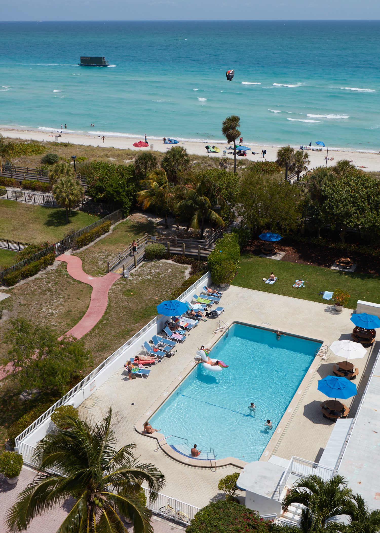 Pool side topview