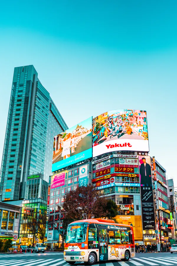 東京