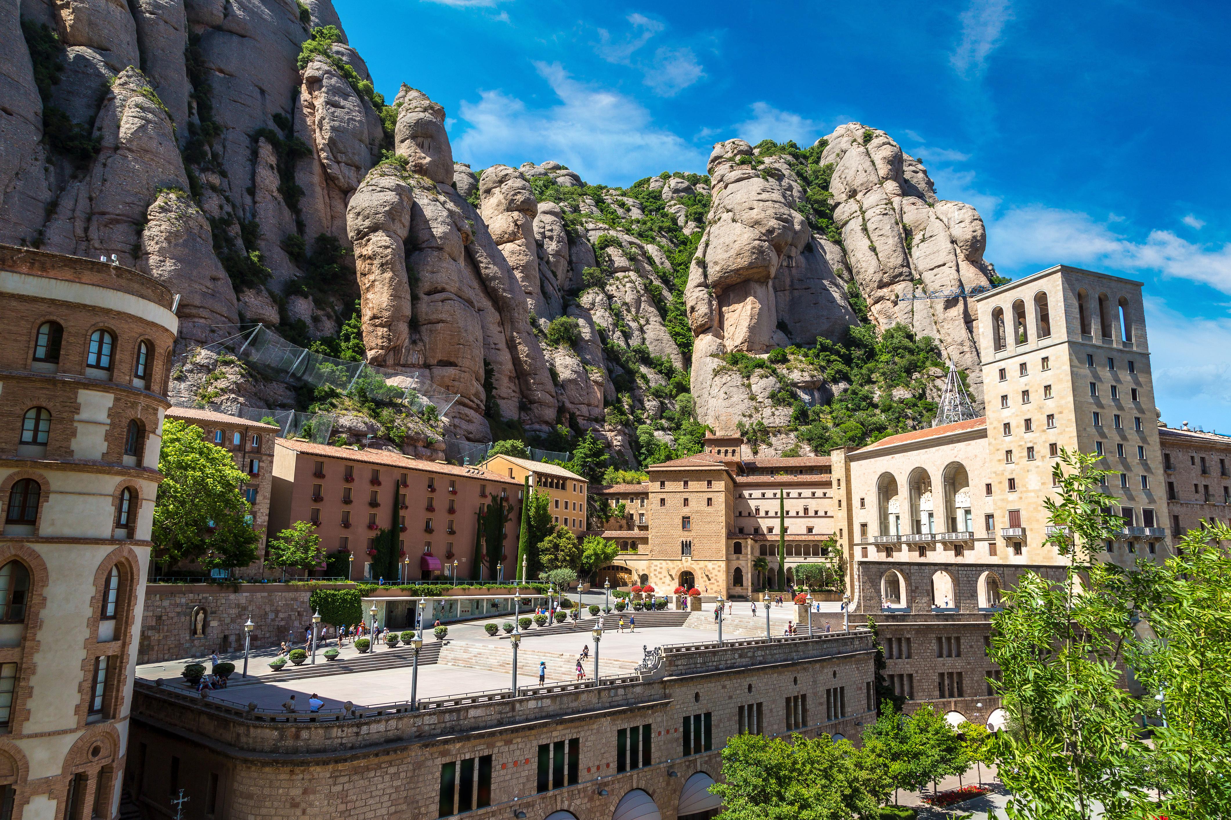 Santa Maria de Montserrat Abbey, mountain peaks and unique rock formations