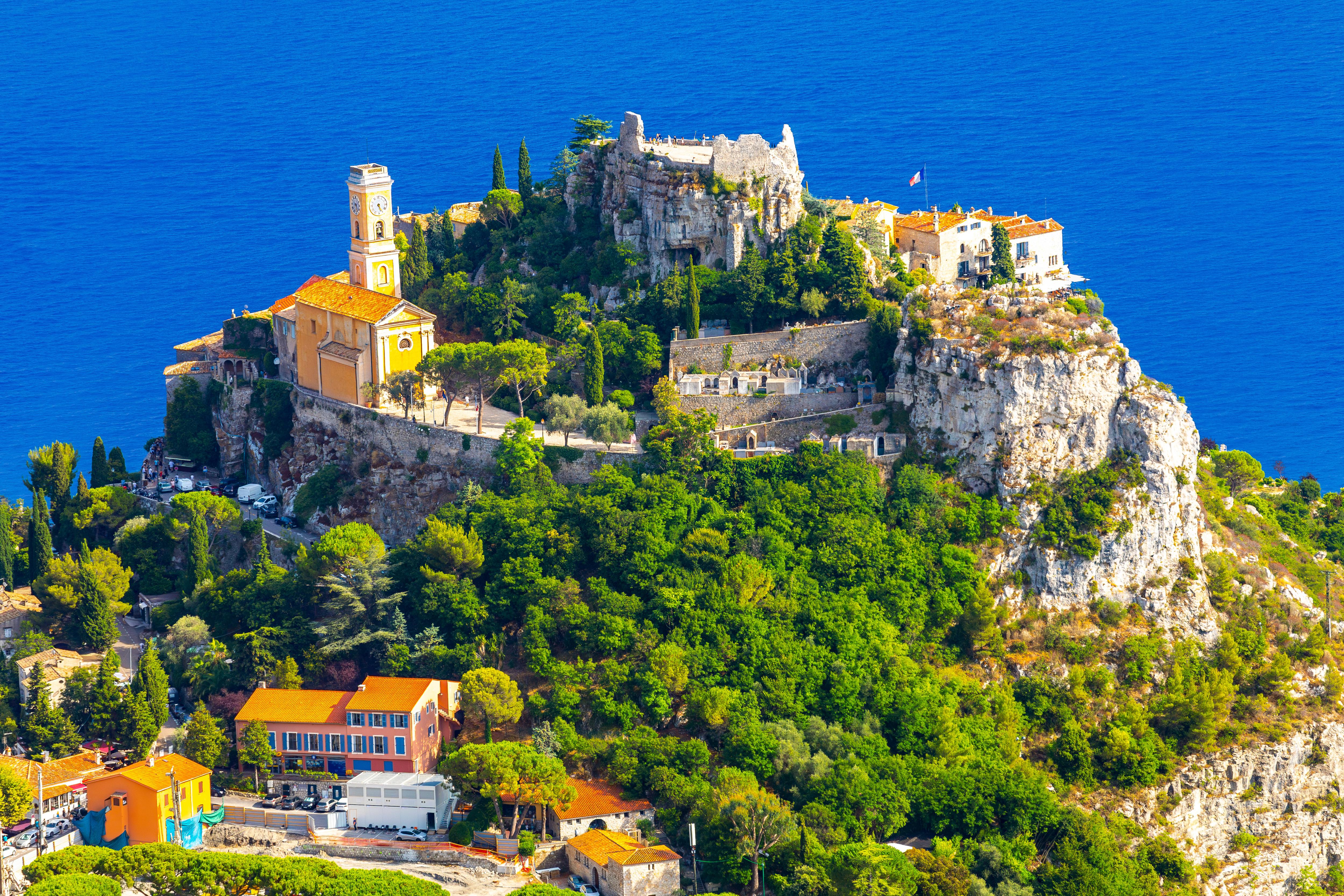 Jardin Exotique Clifftop Waterside Views Over the Mediterranean Coast