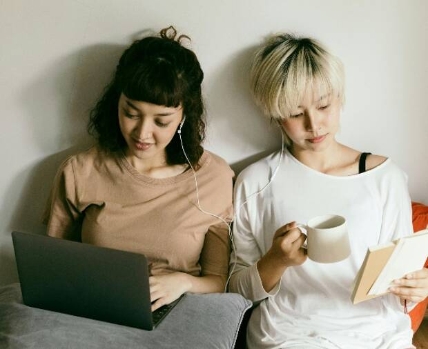 10 podcasts comiques pour apprendre l’anglais