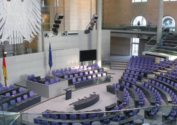 I see black for us: (D)Englisch deutscher Politiker