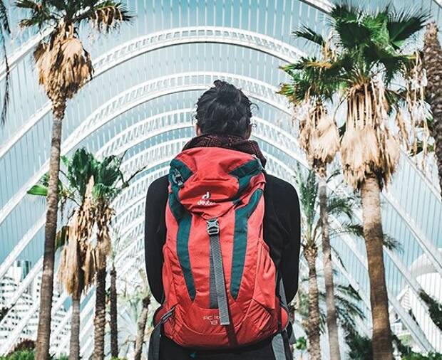 大学中退した後の進路は?グローバルに活躍する未来への手引