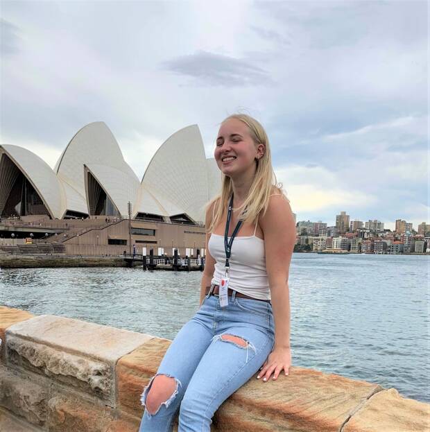 Martines friår med studier i Sydney, Australia