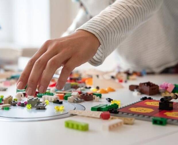 Jeux pour apprendre à se présenter en anglais