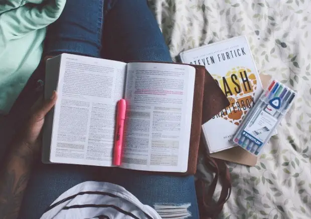 How to memorize new vocabulary faster: 9 tips