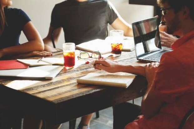 8 tips för att lyckas med grupparbeten