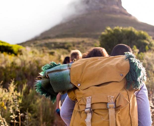 4 diferentes perfiles que realizan un Gap Year