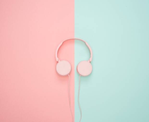 11 gratis podcasts om je Engels mee te verbeteren