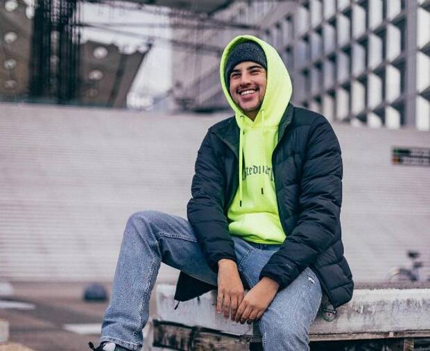 Příběhy EF: Just Riadh z Francie v EF Tokio