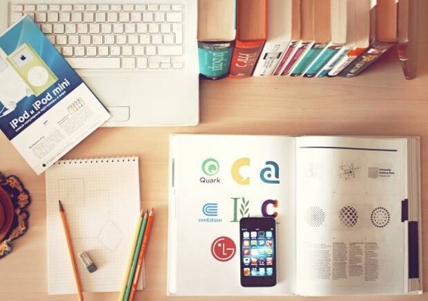 ¿Es mejor estudiar en Estados Unidos o en el Reino Unido?