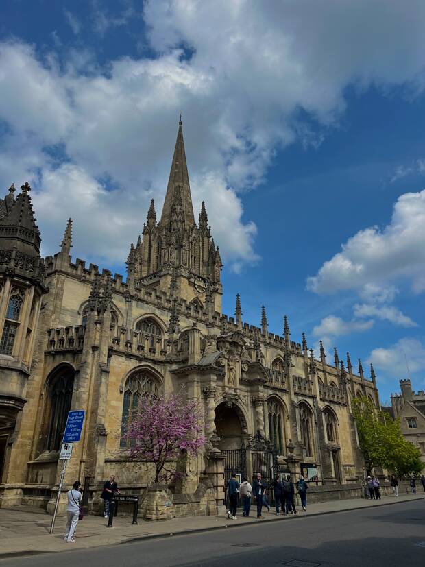 Svenja vergleicht Oxford und Cambridge – was hat mehr zu bieten?