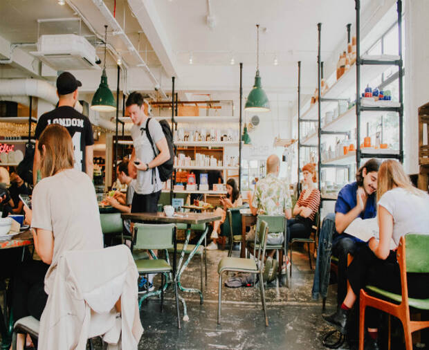 Seven ways freelance teachers can create their own staffroom