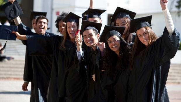 Tradiciones universitarias más curiosas del mundo